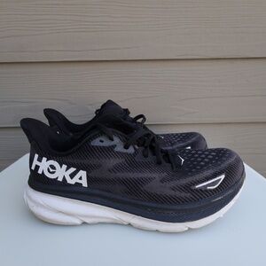 HOKA ONE ONE Clifton 9 Running Shoes – Men’s 10.5